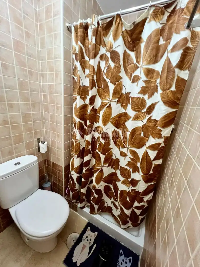 Bathroom of Flat for sale in Parla  with Heating, Terrace and Storage room