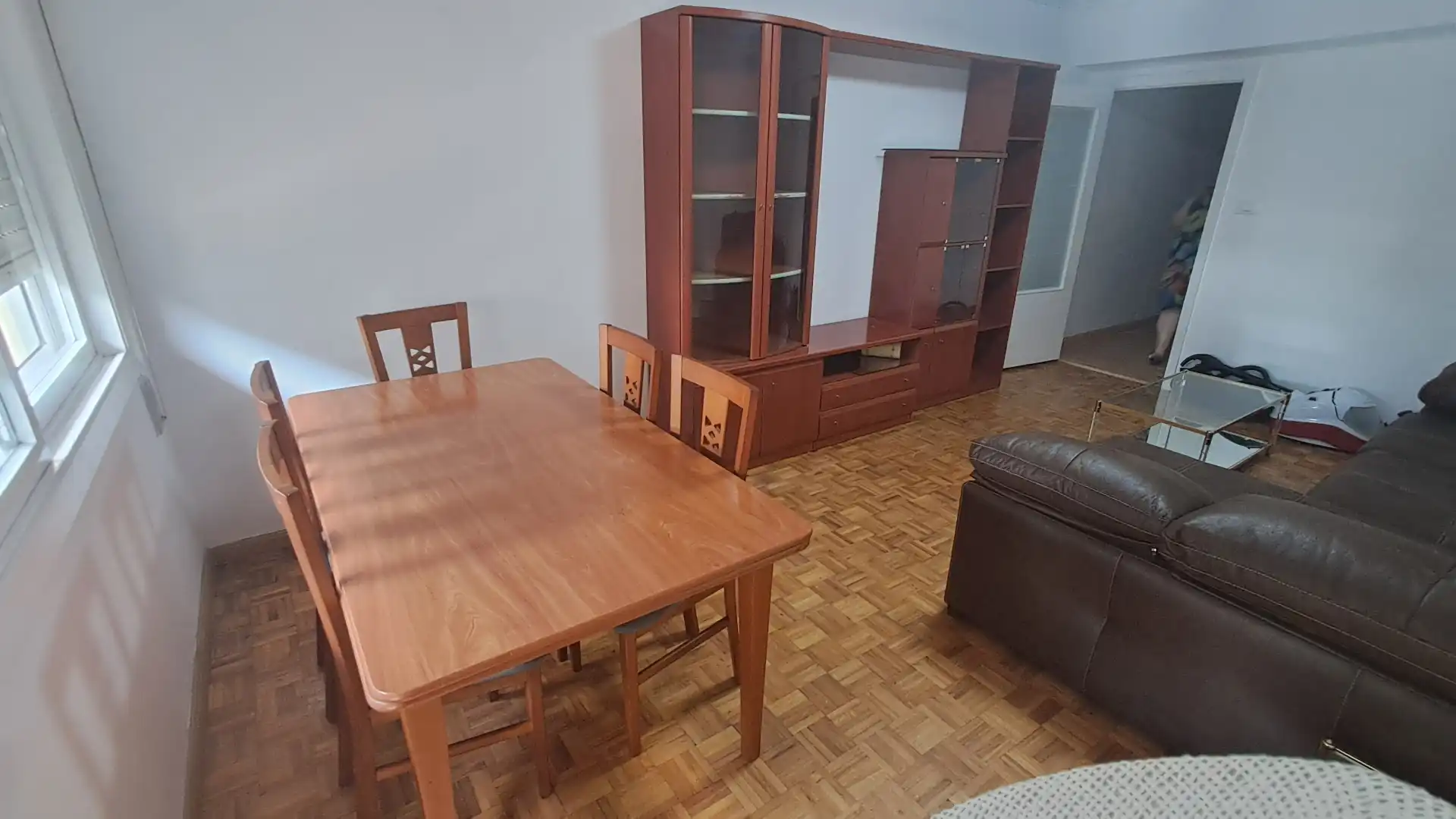 Living room of Flat for rent in Vigo   with Parquet flooring, Furnished and Oven