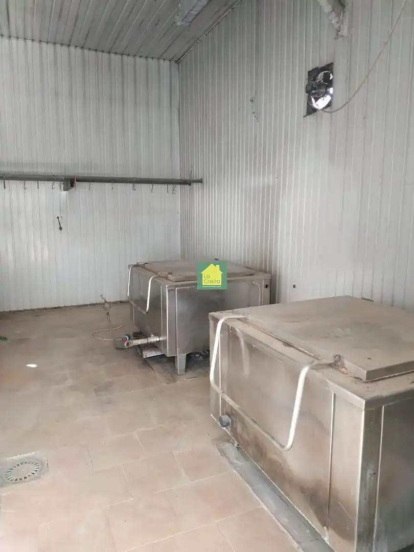 Nave industrial en venta en Madrigueras