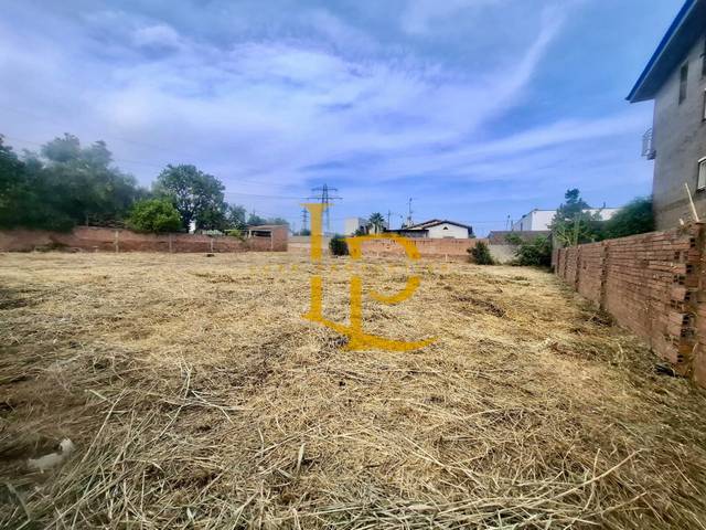 Terreno residencial en Venta en Carrer Chueca en Can Vallhonrat