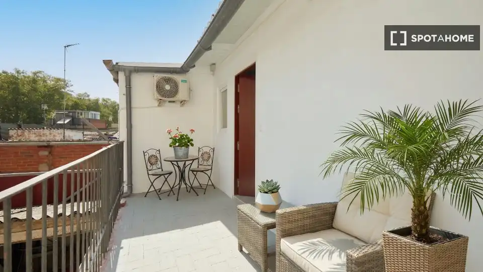 Terrassa de Apartament per a compartir en Barcelona amb Aire condicionat, Calefacció i Terrassa