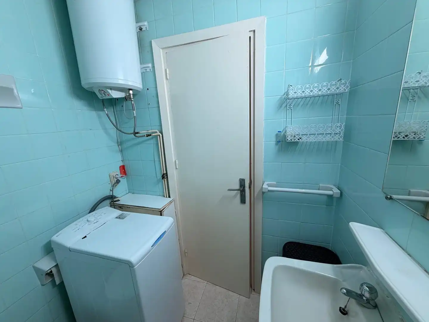 Bathroom of Apartments for rent in Solymar