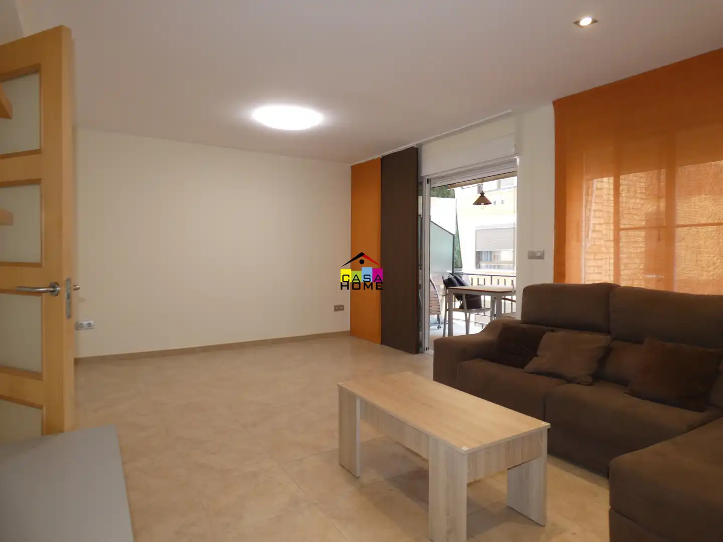 Sala de estar de Piso en venta en Castellón de la Plana / Castelló de la Plana con Aire acondicionado, Calefacción y Terraza