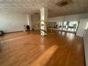 Local comercial en venda a Calle Piscis