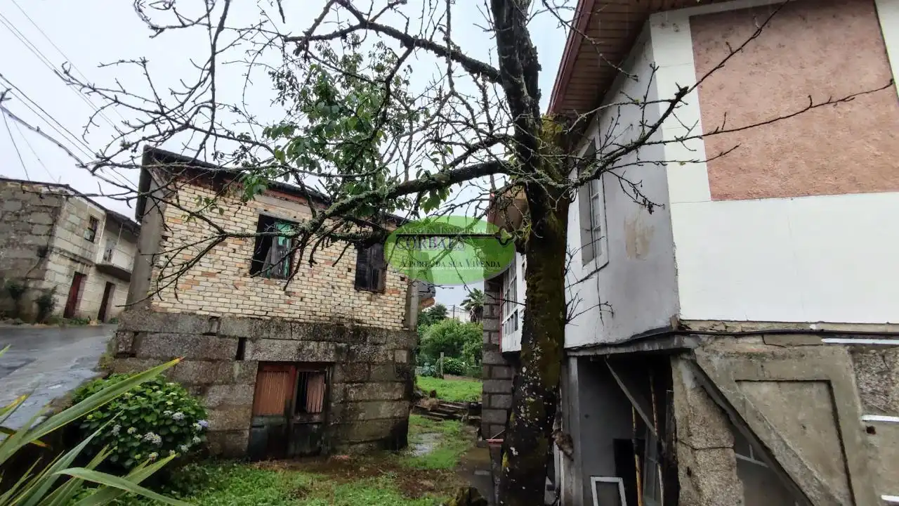 Casa o chalet en venta en A Arnoia con Calefacción y Jardín privado