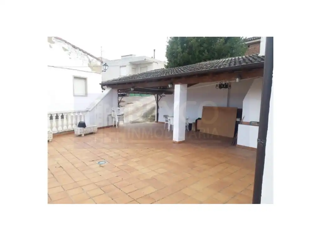 Vista exterior de Casa o chalet en venta en Villaverde de Rioja con Jardín privado y Balcón