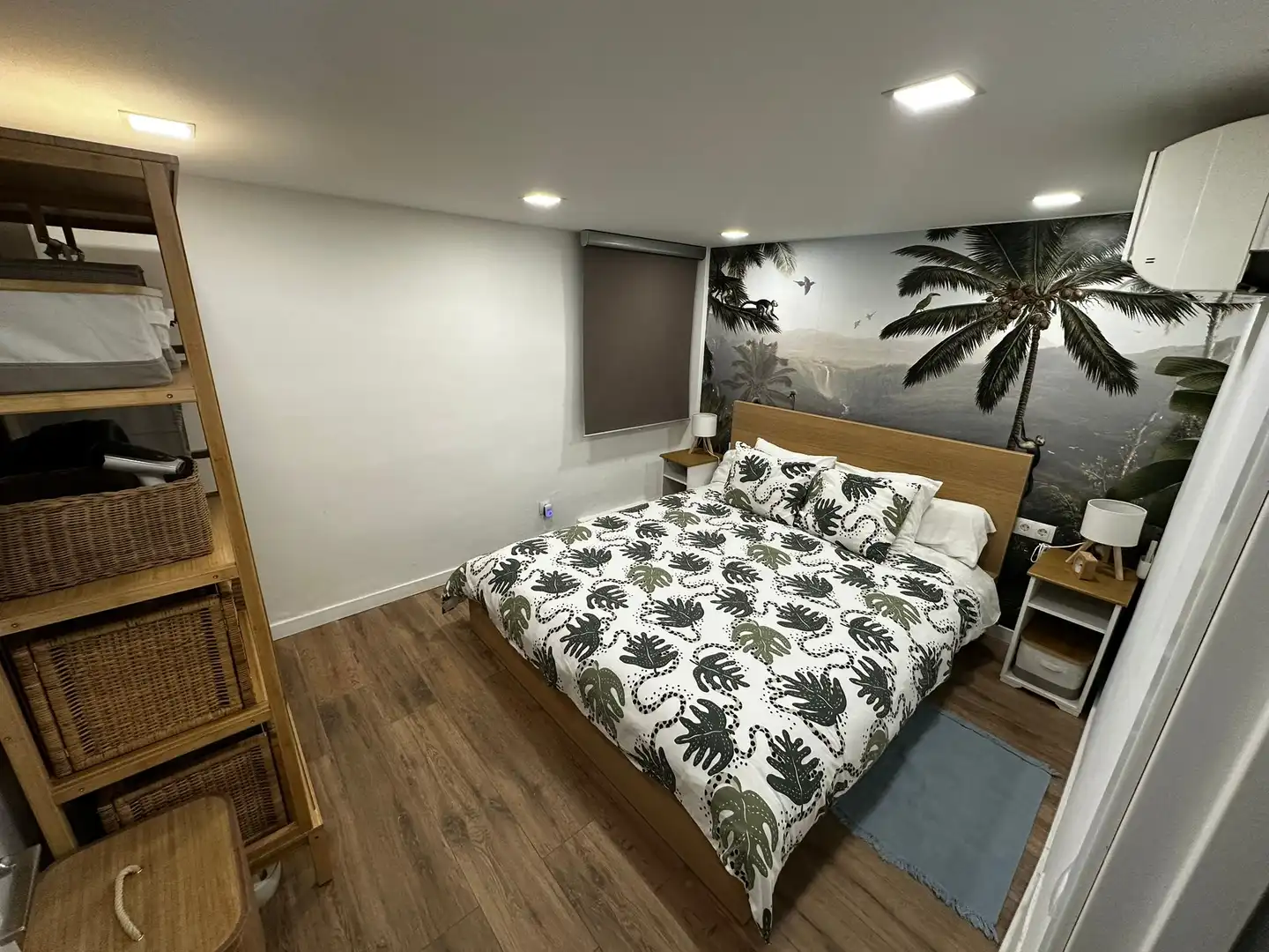 Habitación de Planta baja en venta en Barcelona con Calefacción y Terraza