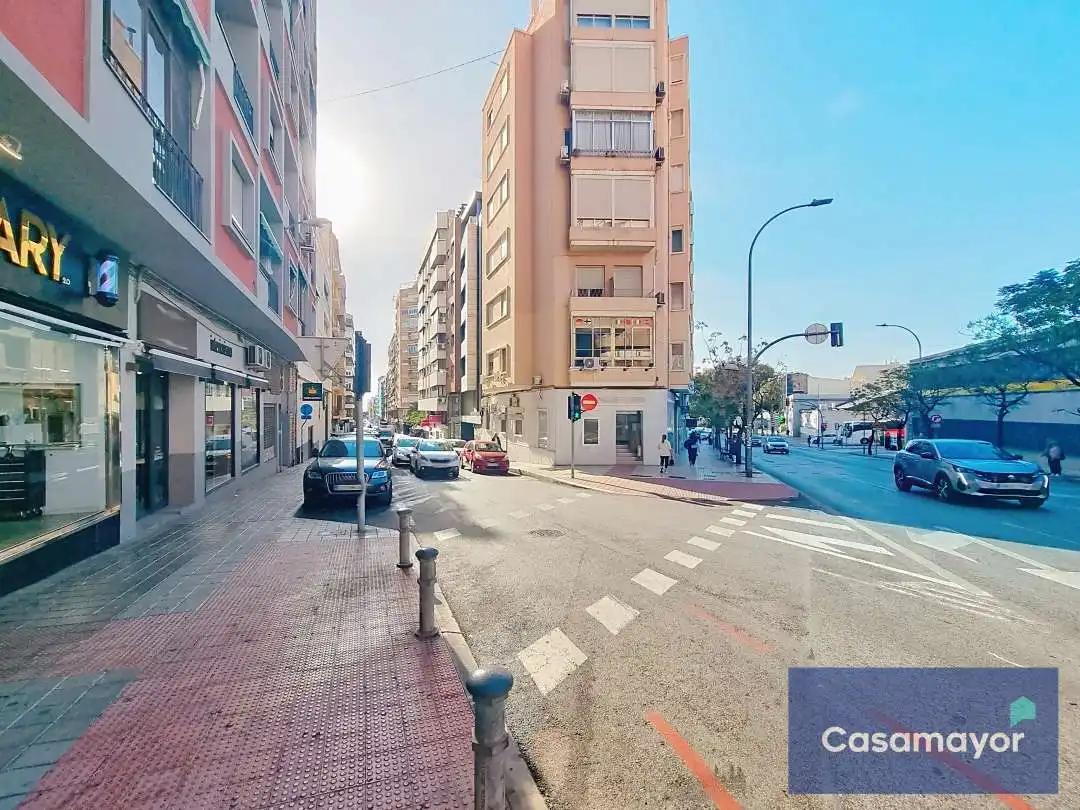 Local comercial en venda a Calle Cat Senante Llaudes, imagen 4