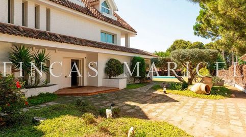 Foto 4 de Casa o chalet en venta en Pintor Roig I Soler, Can Girona - Terramar - Vinyet, Sitges