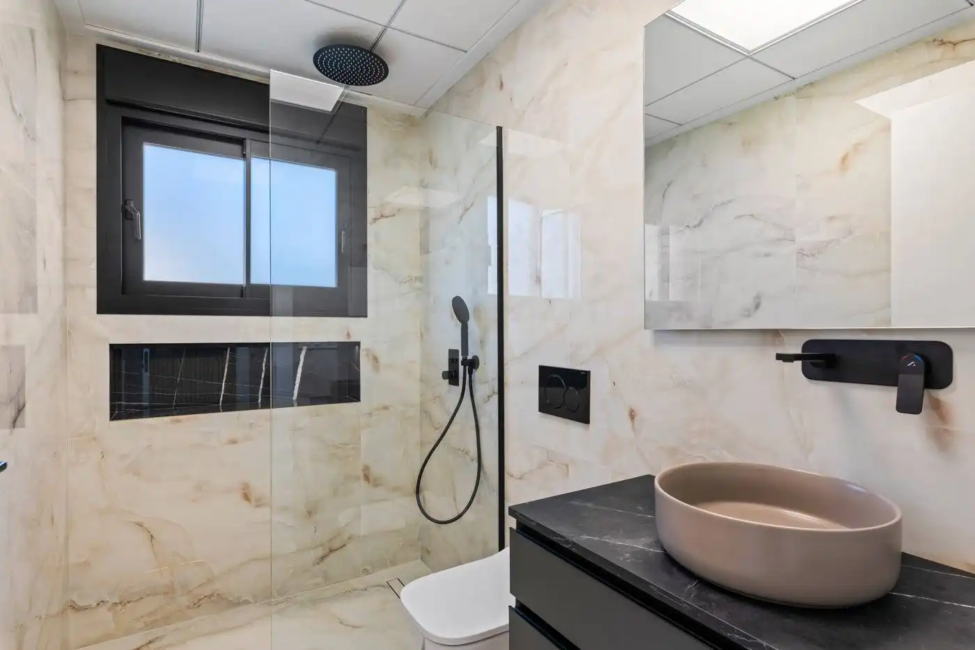 Bathroom of Houses for sale in Algorfa  with Private garden, Terrace and Swimming Pool