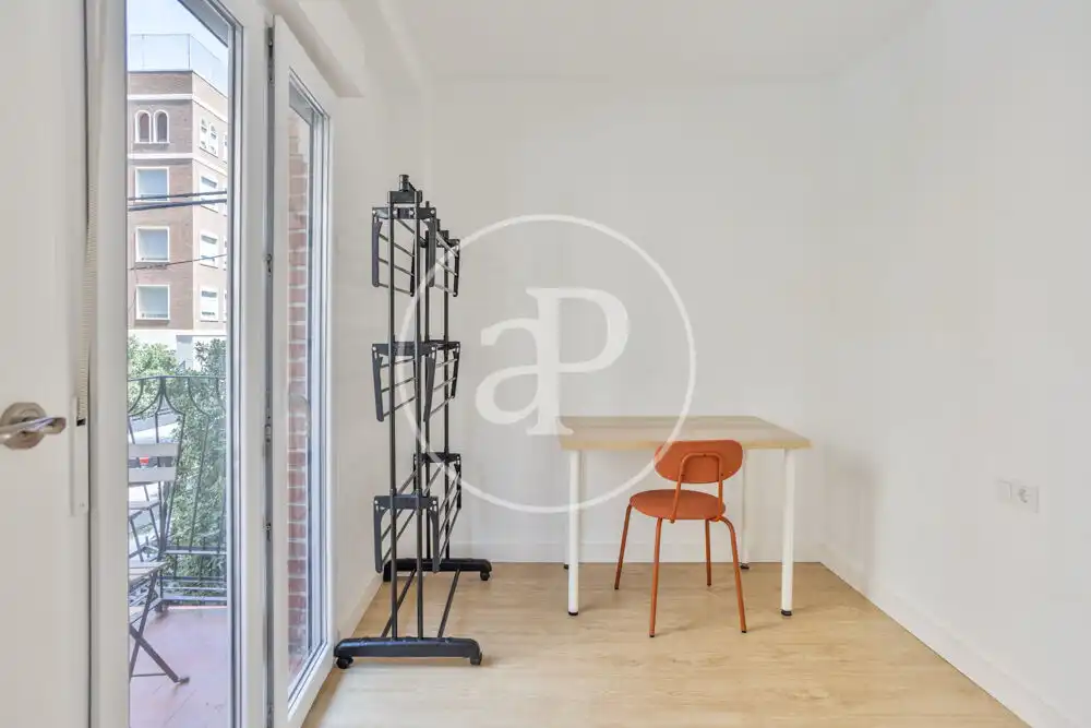 Wohnung zur Miete in Valencia mit Klimaanlage, Heizung und Terrasse