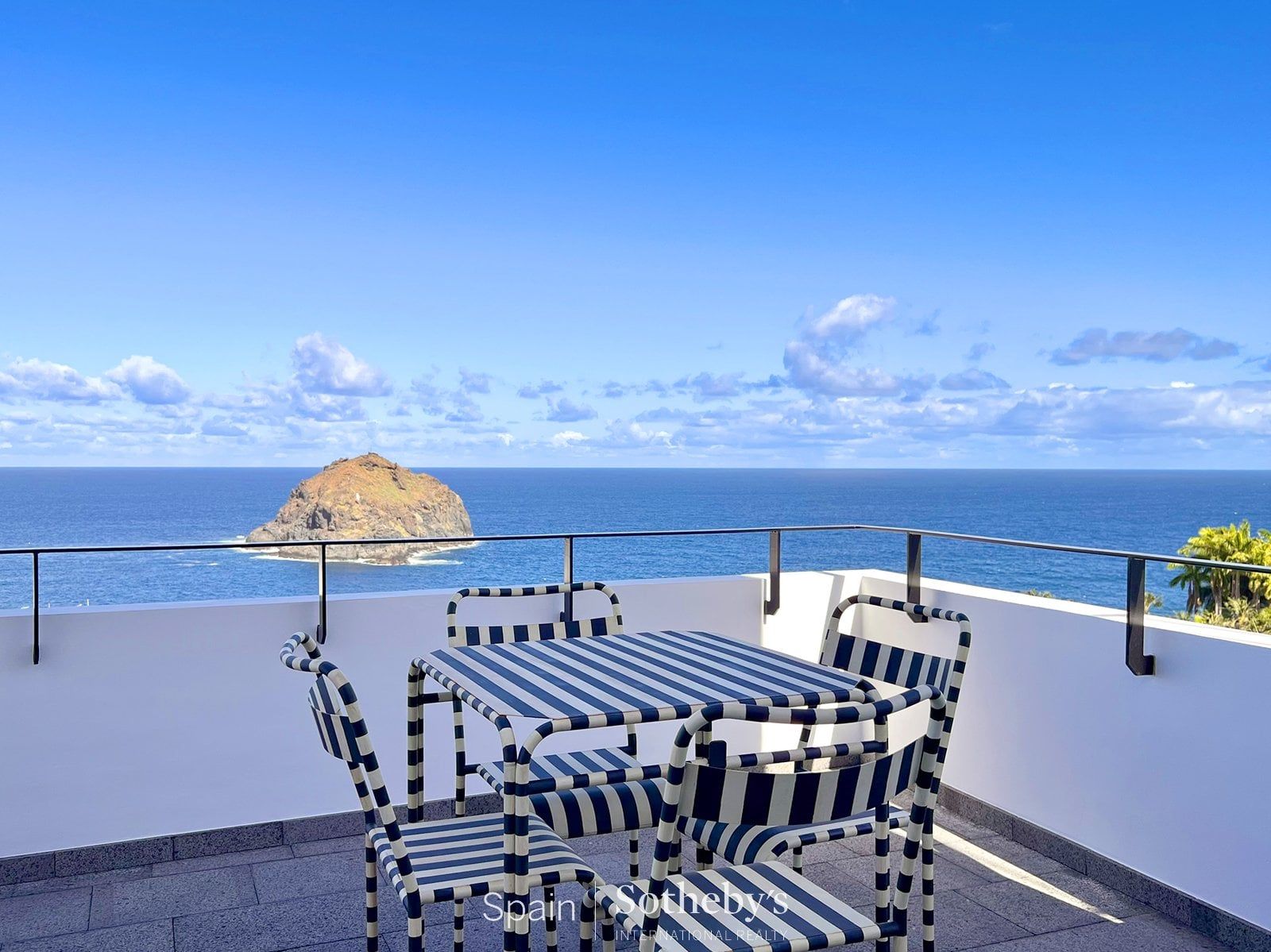 Terraza de Casa adosada en venta en Garachico con Terraza, Trastero y Piscina