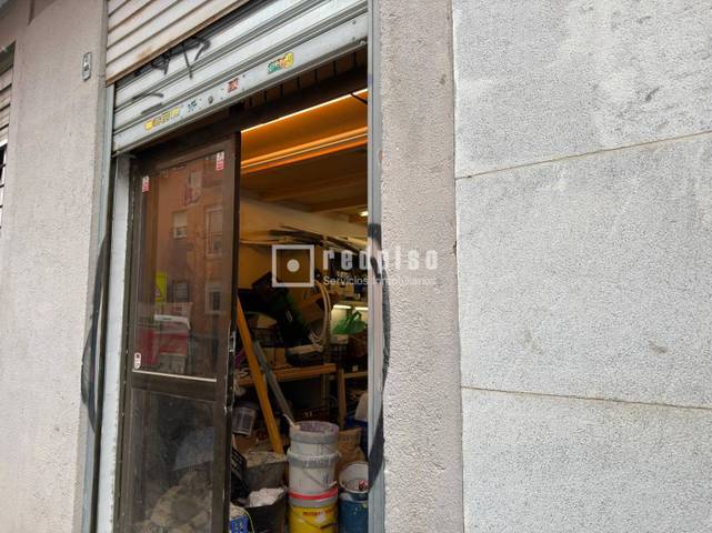 Local comercial en Venta en de González Soto en Numancia
