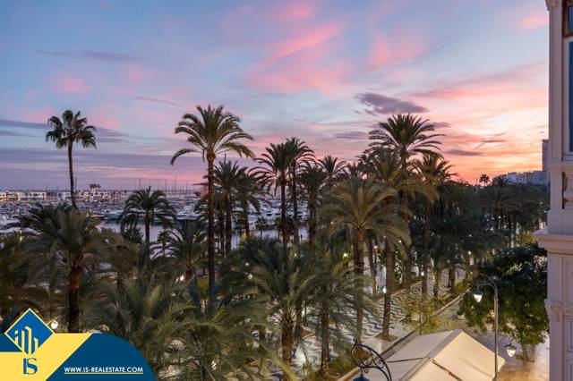 Piso en Venta en Casco Antiguo - Sta. Cruz - Ayuntamiento