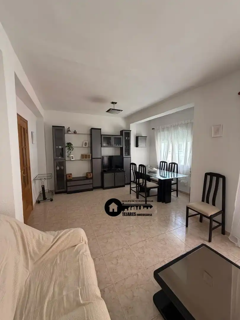 Wohnzimmer von Wohnung zur Miete in Albacete mit Möbliert