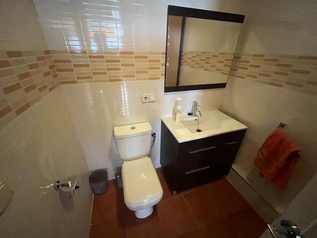 Badezimmer von Fabrikhallen zum Verkauf in  Albacete Capital mit Heizung und Alarm