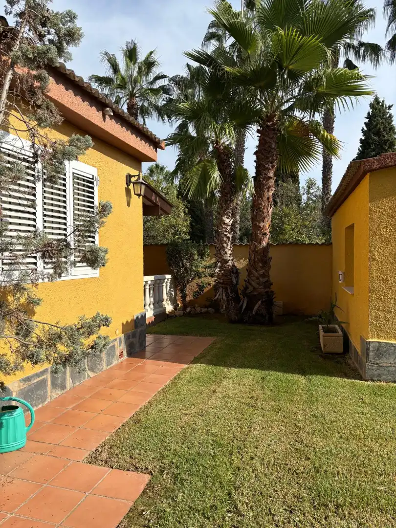 Haus oder Chalet zur Miete in Riba-roja de Túria, Valencia