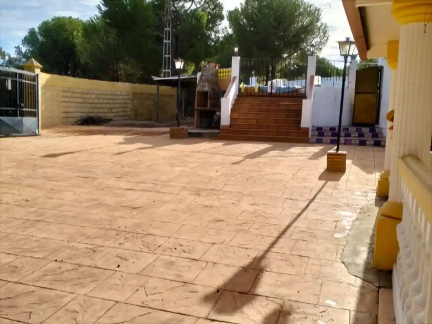 Terrasse von Wohnung zur Miete in Andújar mit Klimaanlage, Privatgarten und Schwimmbad