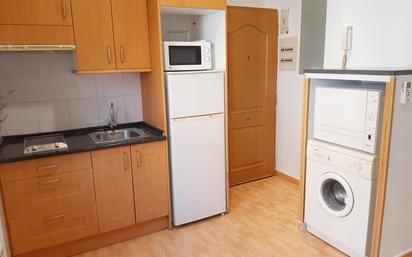 Kitchen of Flat for sale in  Madrid Capital  with Air Conditioner