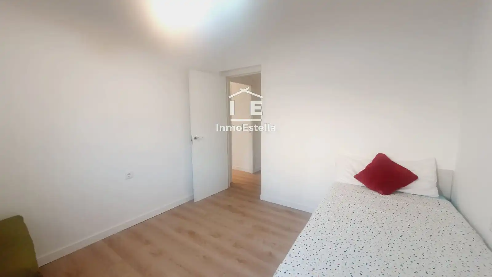 Dormitori de Pis en venda en Estella / Lizarra amb Calefacció i Terrassa