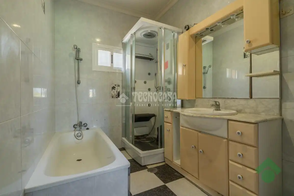 Badezimmer von Country house zum Verkauf in Jerez de la Frontera