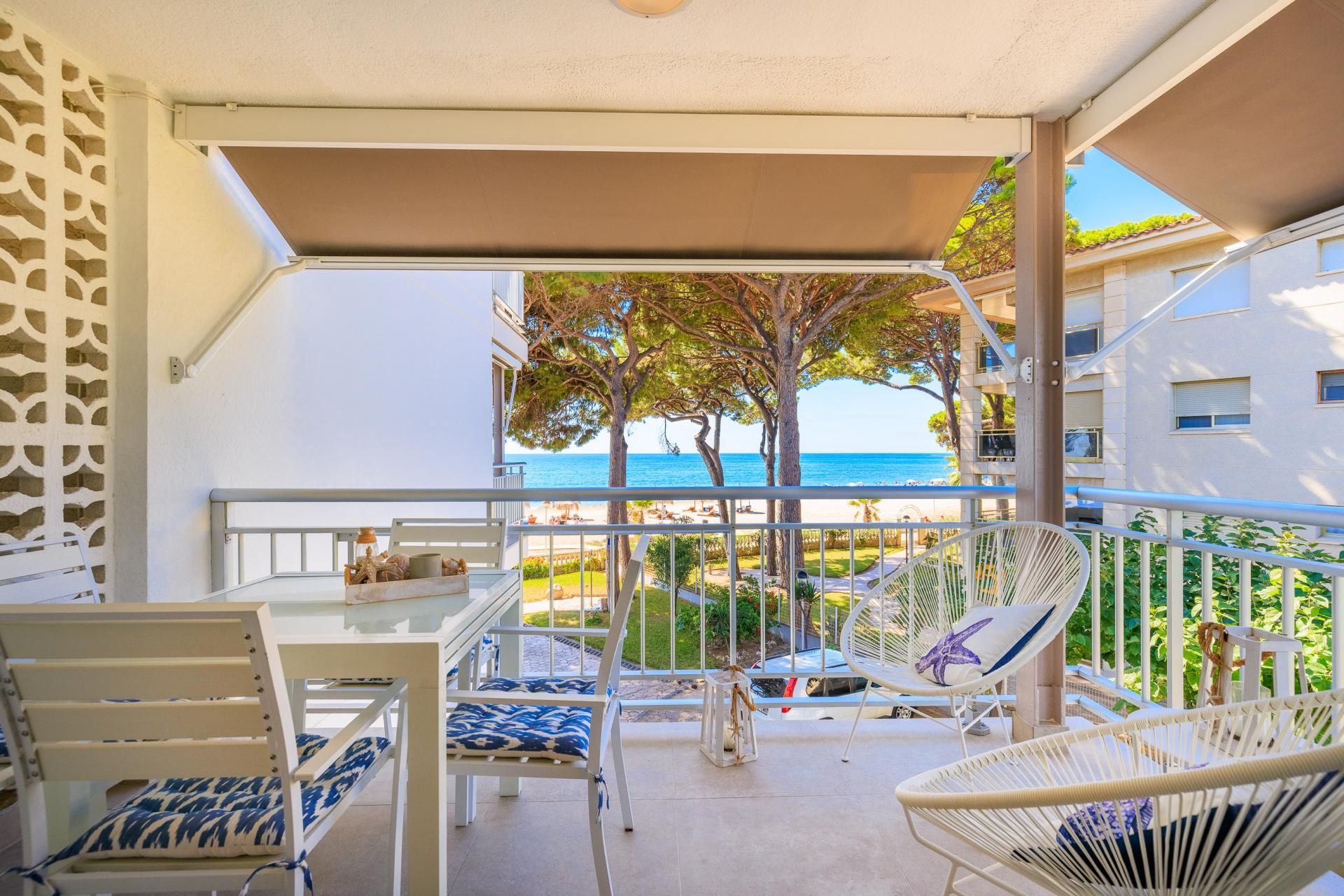 Dormitori de Apartament en venda en Cambrils amb Calefacció, Jardí privat i Moblat