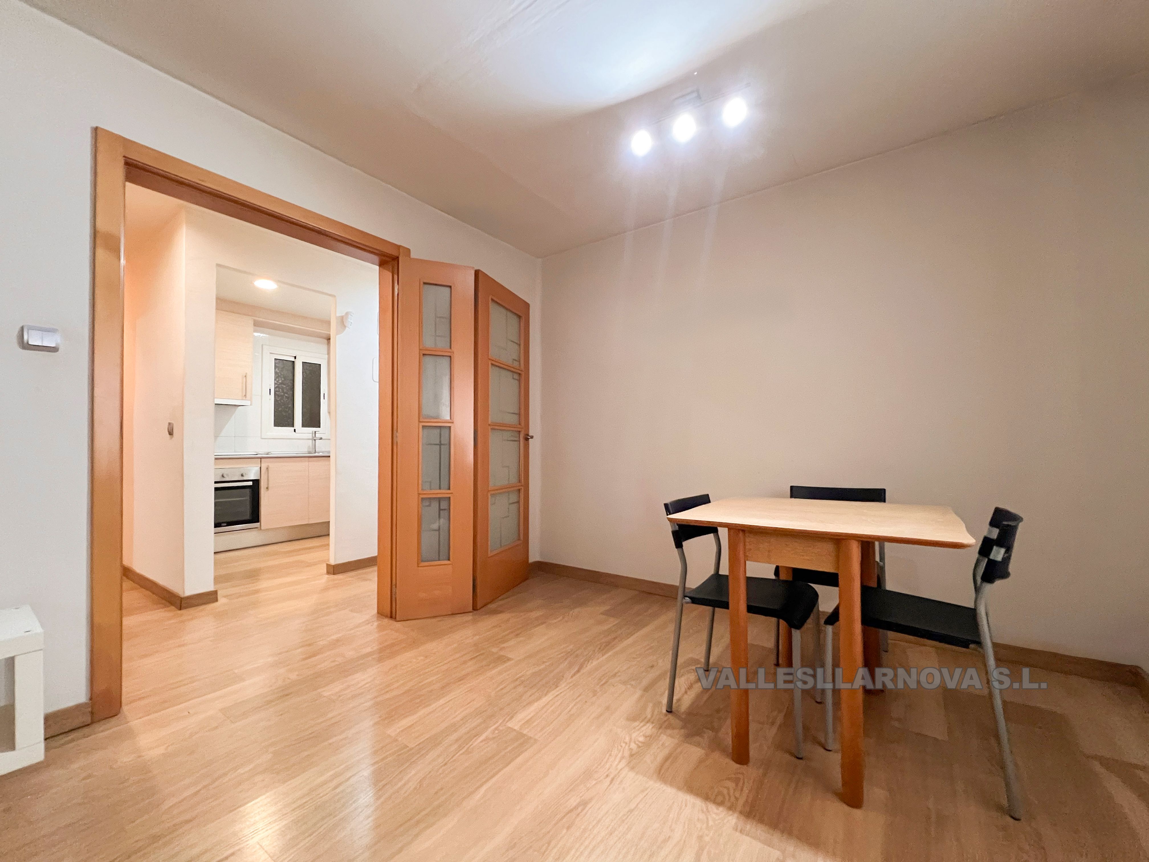 Vista exterior de Planta baixa en venda en Mollet del Vallès amb Parquet i Traster