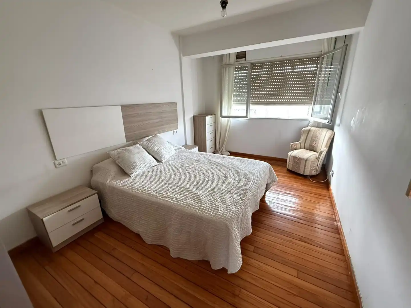 Bedroom of Apartments for rent in Boiro, A Coruña