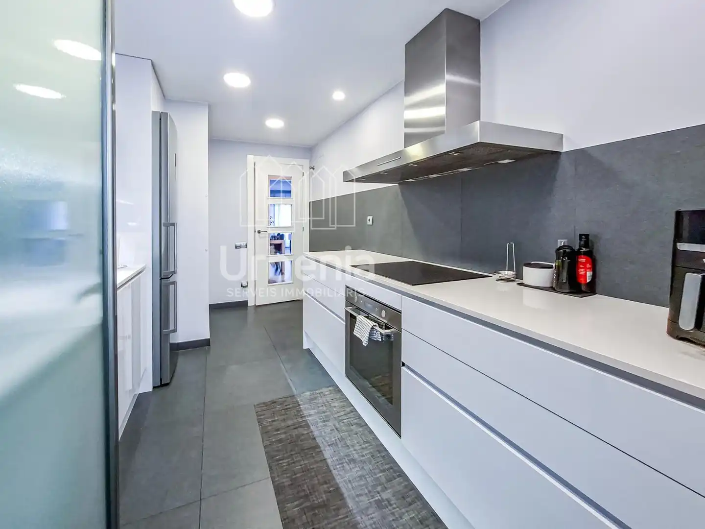 Cocina de Piso en venta en Sant Adrià de Besòs con Aire acondicionado, Calefacción y Terraza
