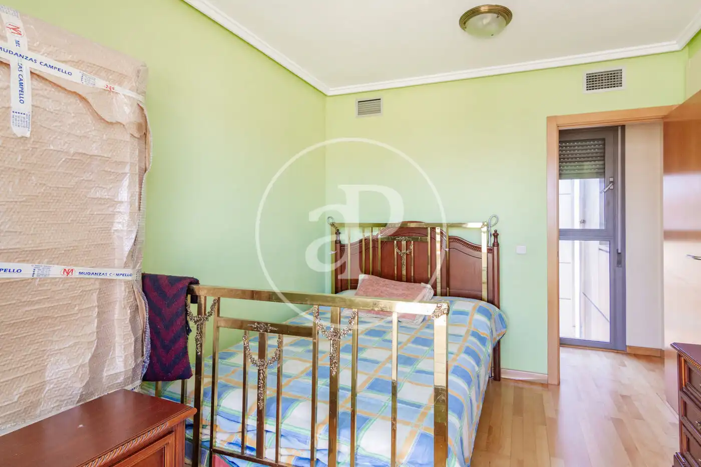 Bedroom of Attic for sale in Madrid  with Air Conditioner, Heating and Private garden
