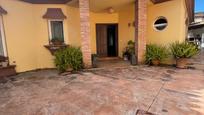 Exterior view of House or chalet for sale in Algeciras  with Air Conditioner, Heating and Private garden
