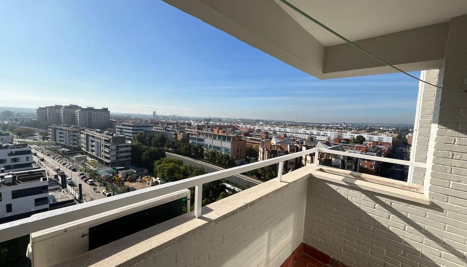 Photo 1 of Flat for sale in Avenida de Jerez, Barriada de Pineda, Sevilla