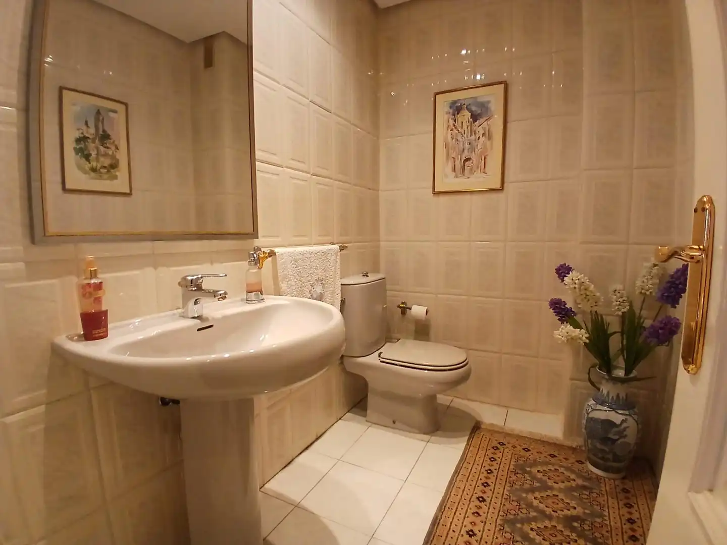 Bathroom of Flat for sale in Madrid  with Air Conditioner, Heating and Private garden