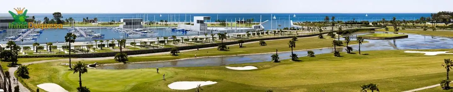 Vista exterior de Finca rústica en venda en Motril amb Jardí privat