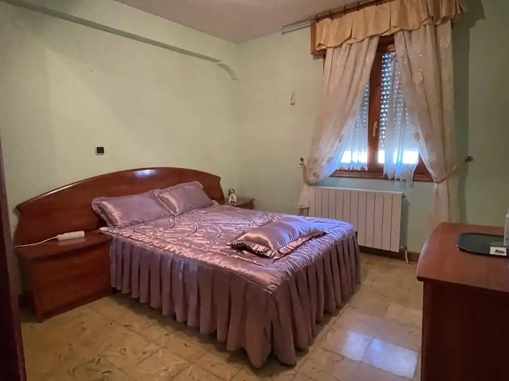 Dormitori de Casa o xalet en venda en Redecilla del Camino amb Moblat