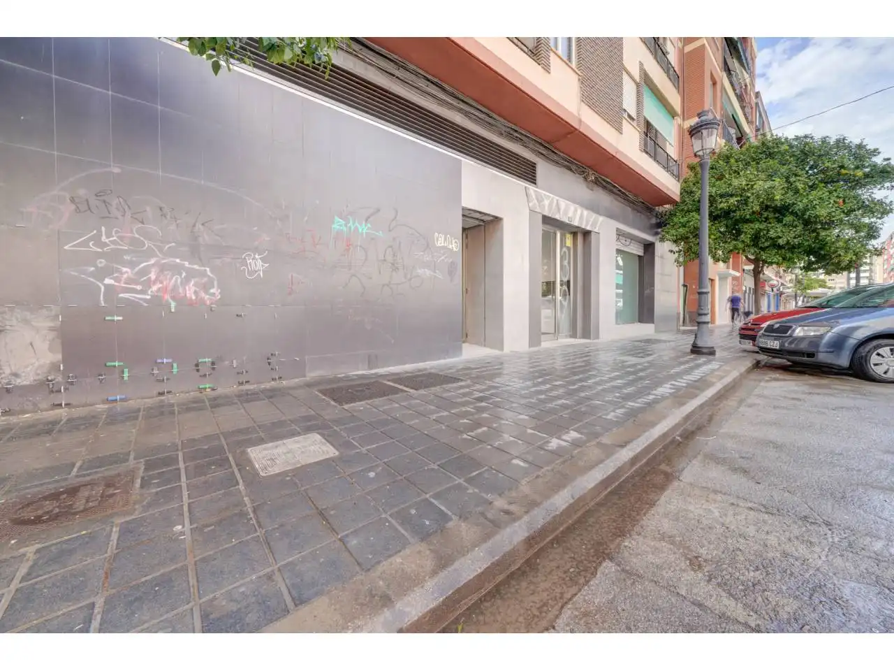 Exterior view of Office for rent in Valencia  with Heating