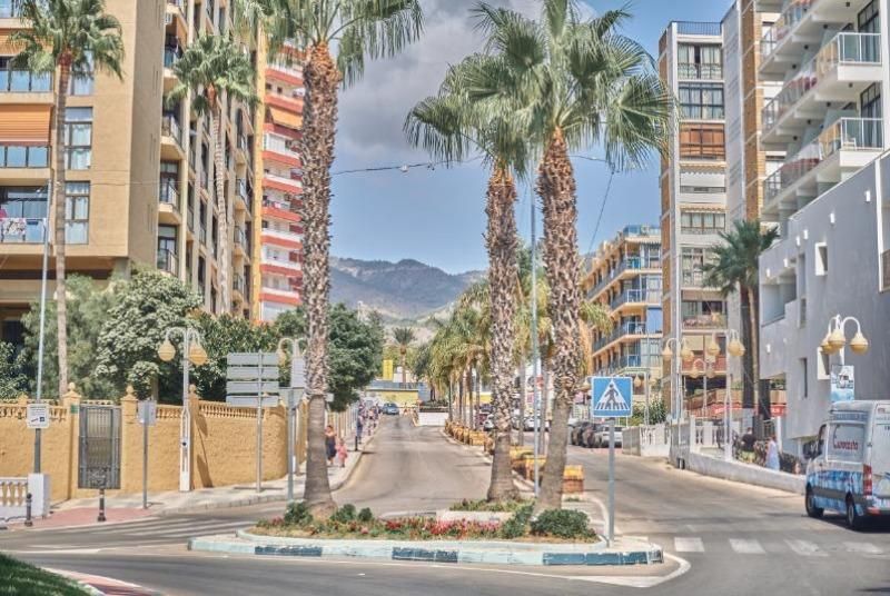 Vista exterior de Local en venta en Benalmádena