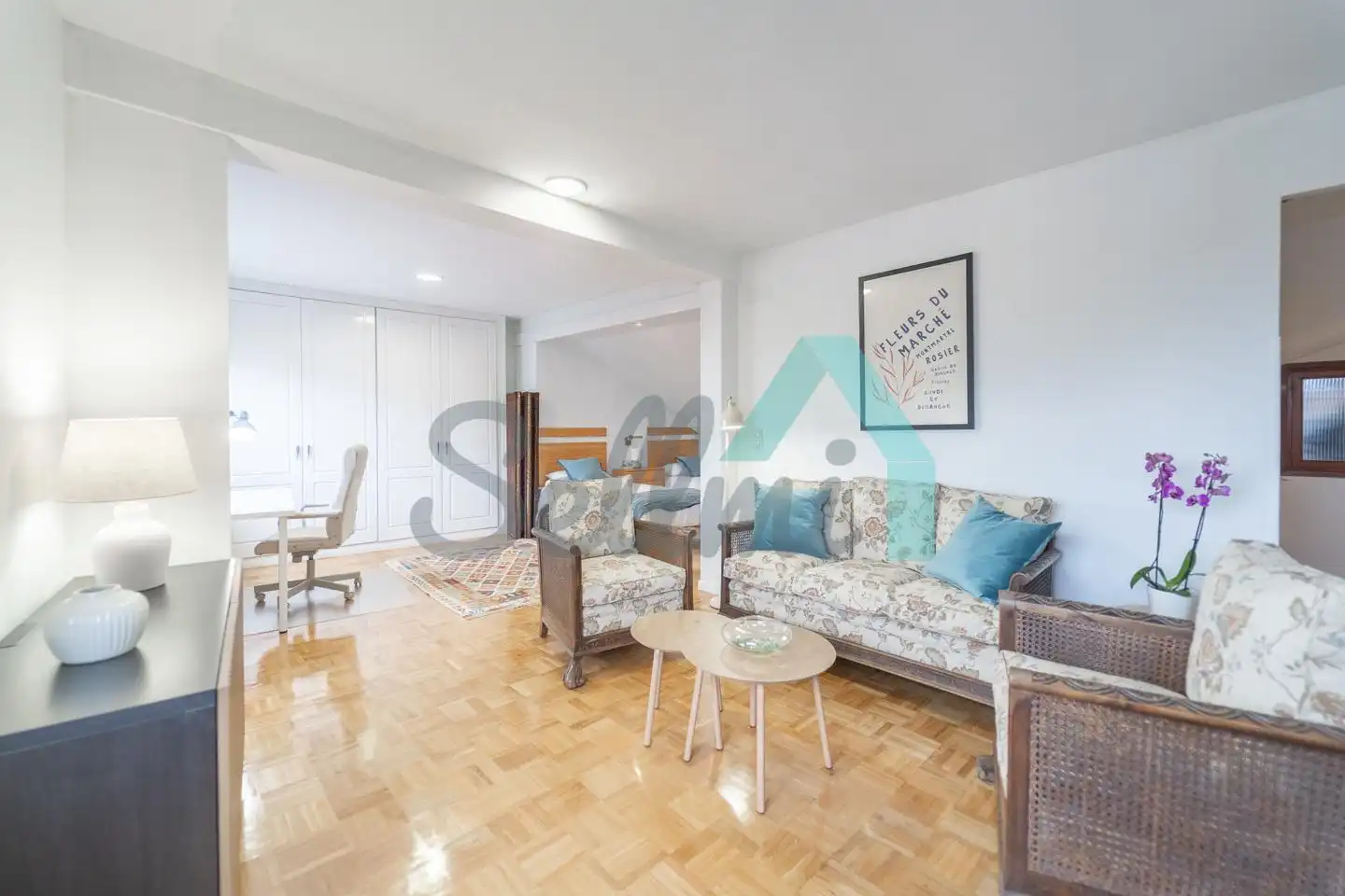Exterior view of Flat for rent in Oviedo   with Heating, Parquet flooring and Furnished