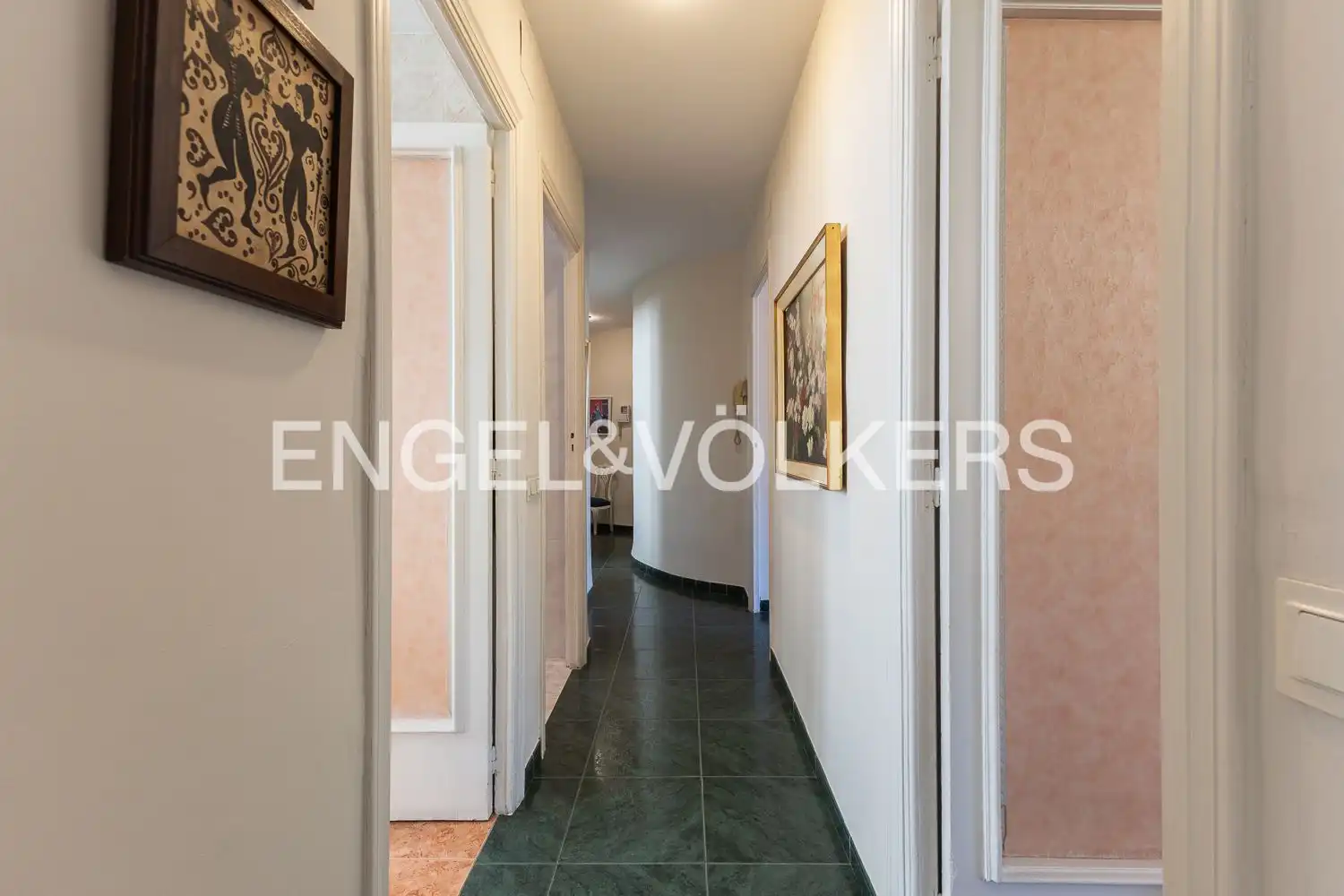 Piso en venta en Valencia con Calefacción y Balcón