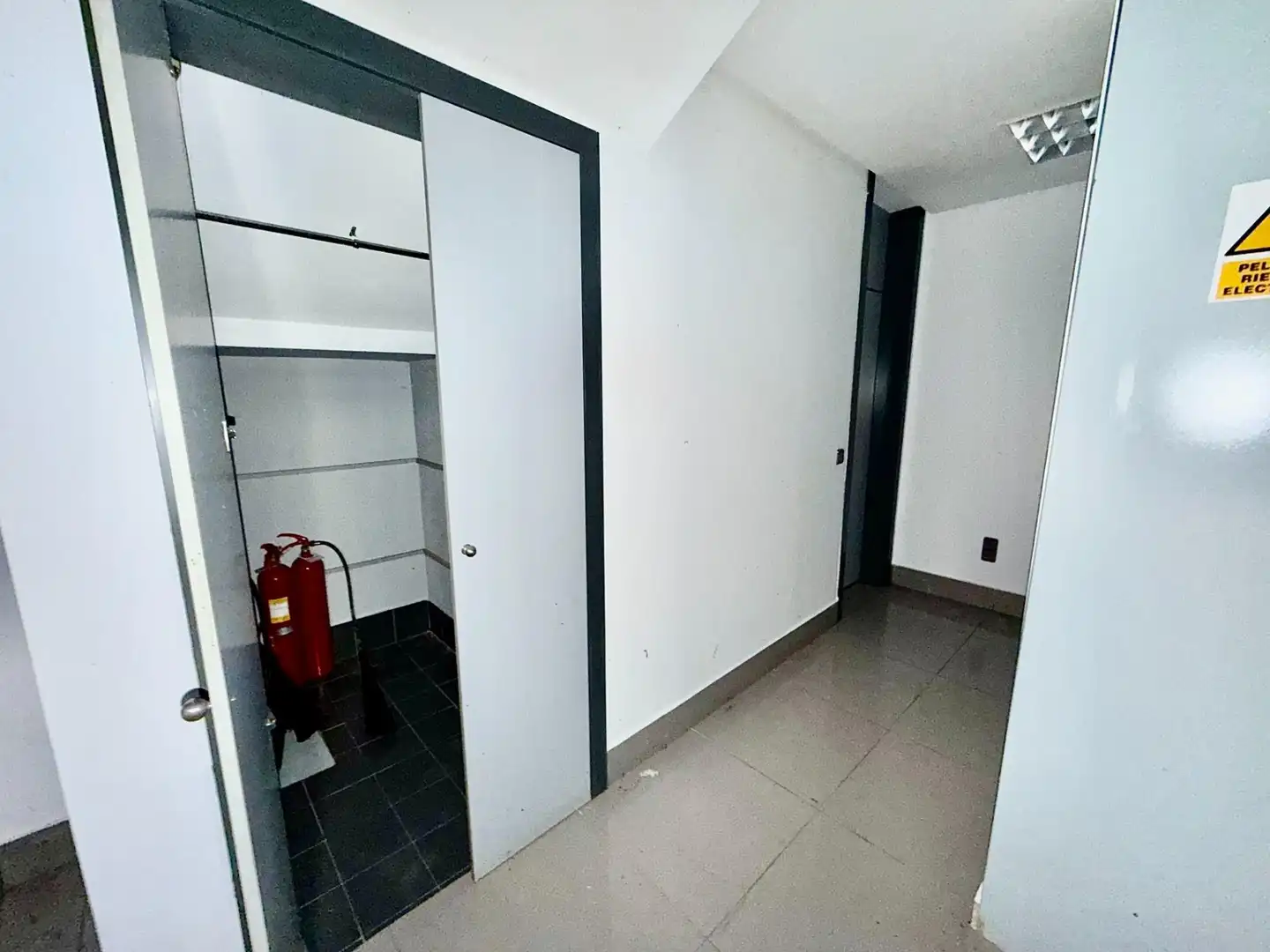 Local comercial en venda a Calle de los Alfares, imagen 17
