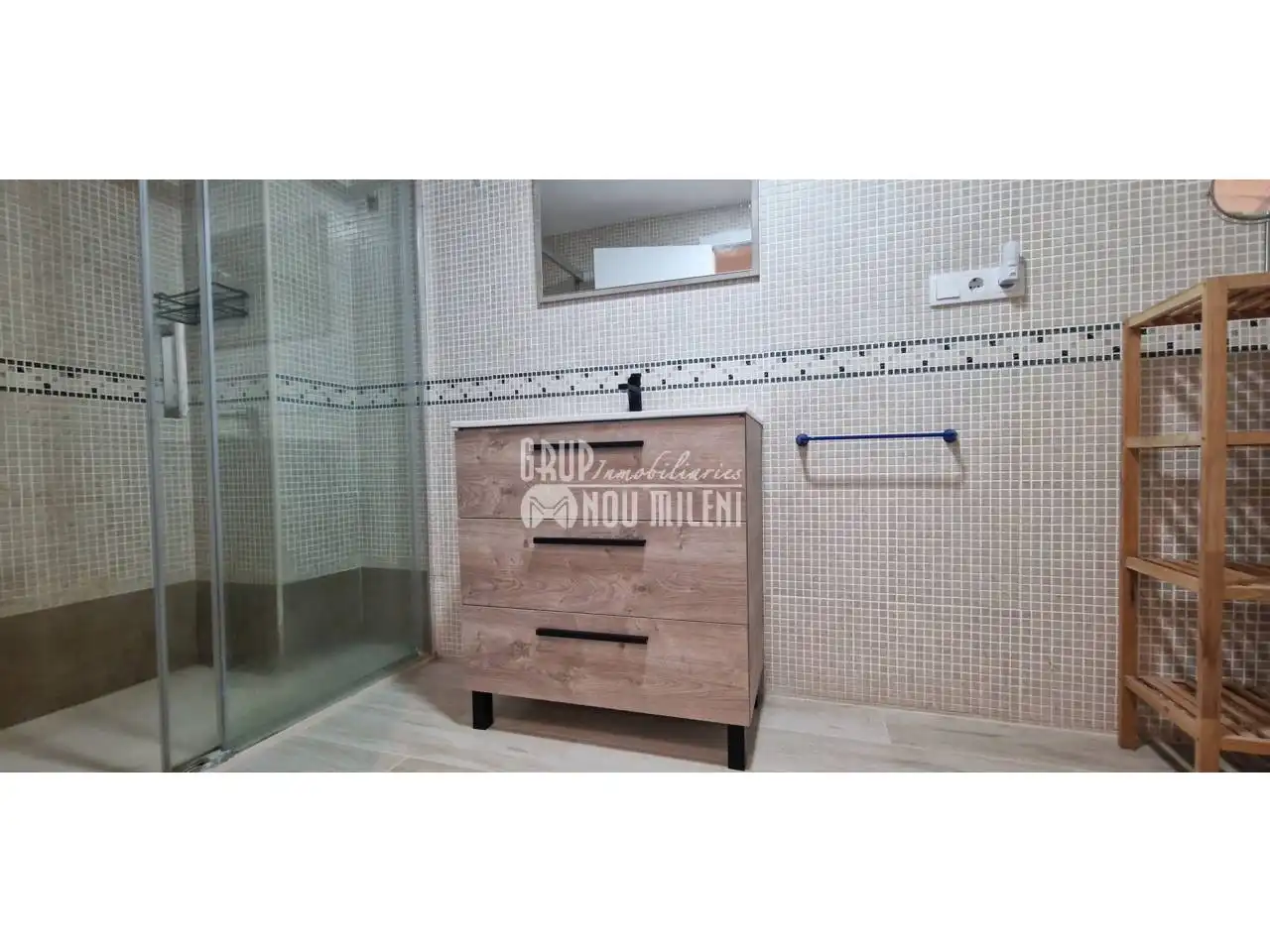 Baño de Apartamento de alquiler en Catarroja con Aire acondicionado y Calefacción