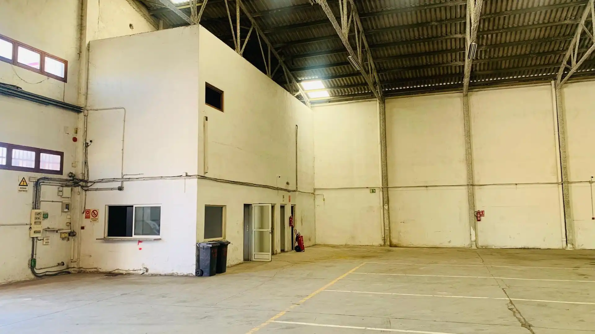 Nave industrial de alquiler en Paterna