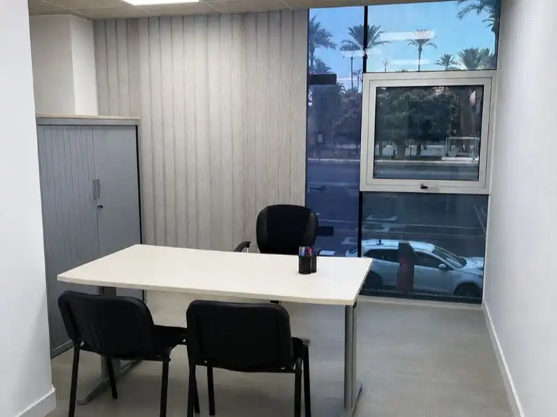 Oficina de lloguer en Murcia amb Aire condicionat, Calefacció i Moblat