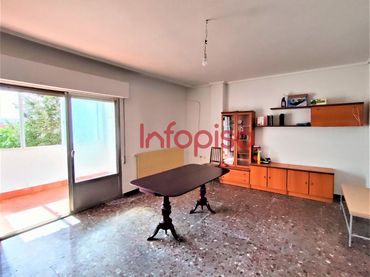 Piso con balcón en venta en Valdepeñas