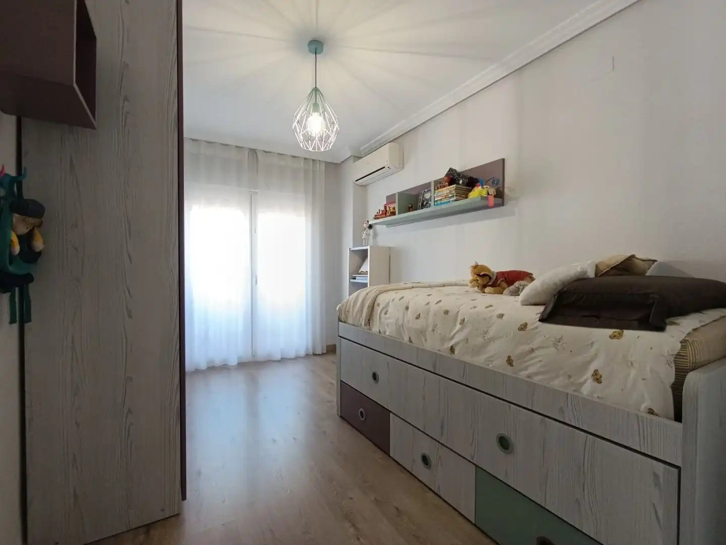 Habitación de Casa o chalet en venta en Ciudad Real con Aire acondicionado, Calefacción y Parquet
