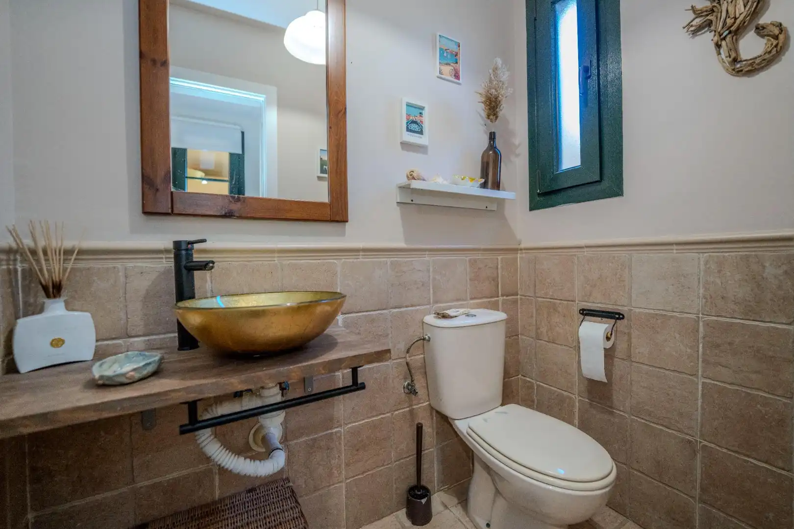 Baño de Casa adosada en venta en Ayamonte con Aire acondicionado, Calefacción y Jardín privado