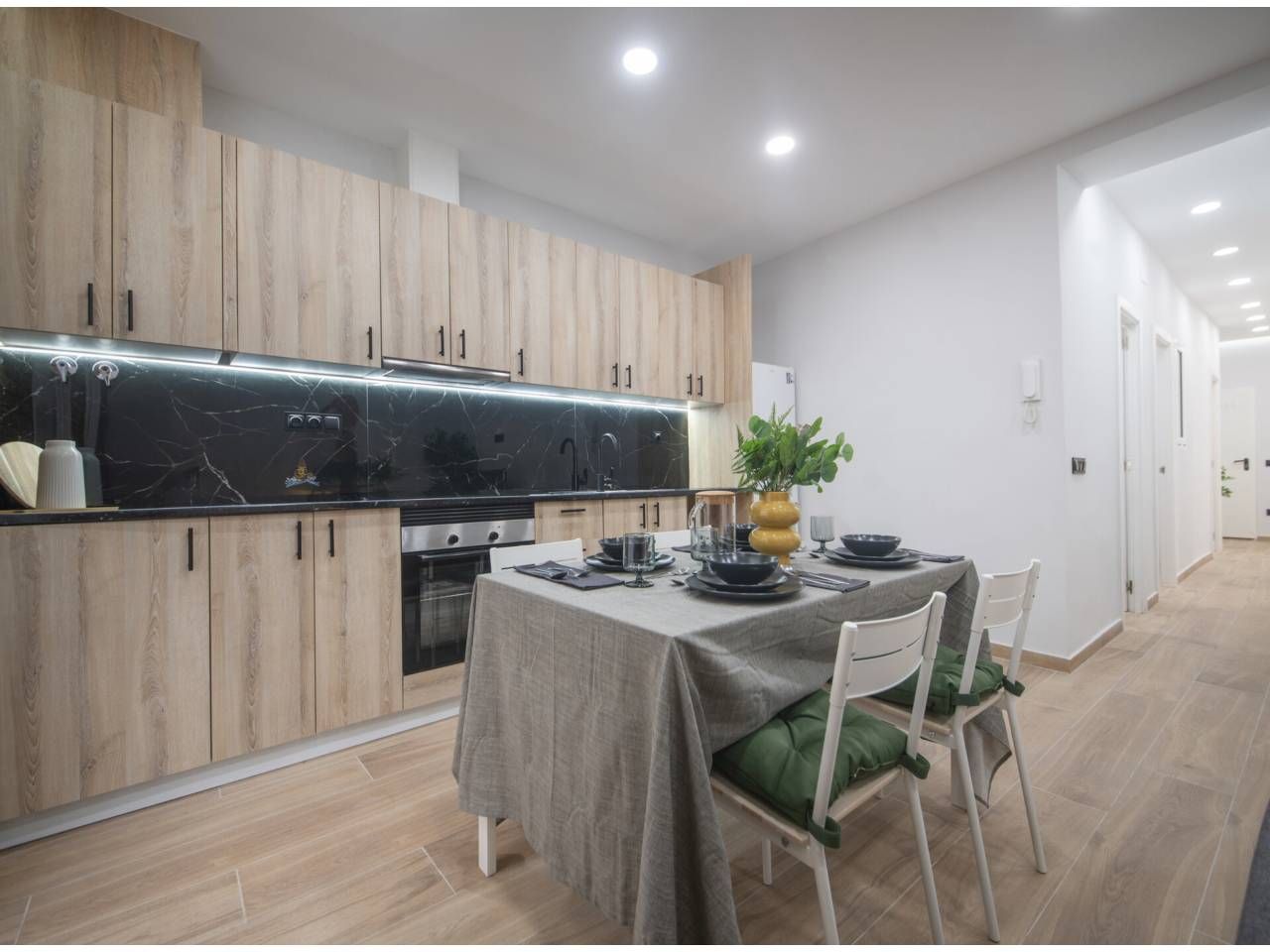 Kitchen of Flat for sale in  Barcelona Capital  with Air Conditioner, Terrace and Storage room