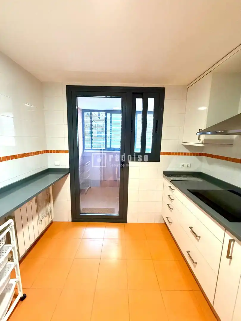 Kitchen of Flat for sale in Villa de Vallecas