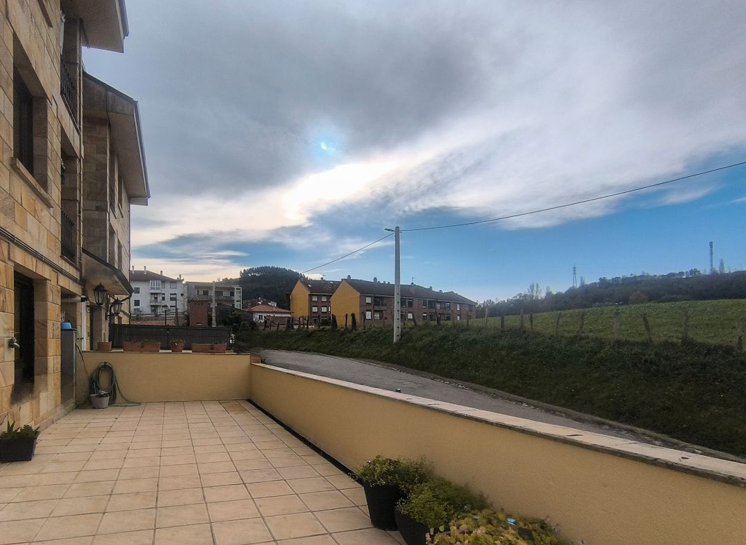 Terrassa de Pis en venda en Hazas de Cesto amb Calefacció i Terrassa