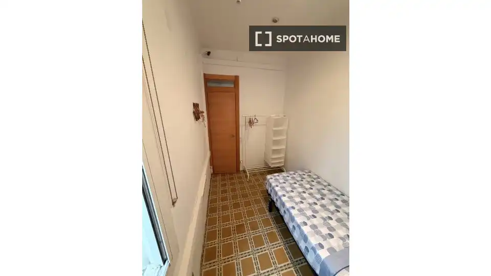 Bedroom of Flat for rent in Barcelona  with Air Conditioner, Heating and Furnished